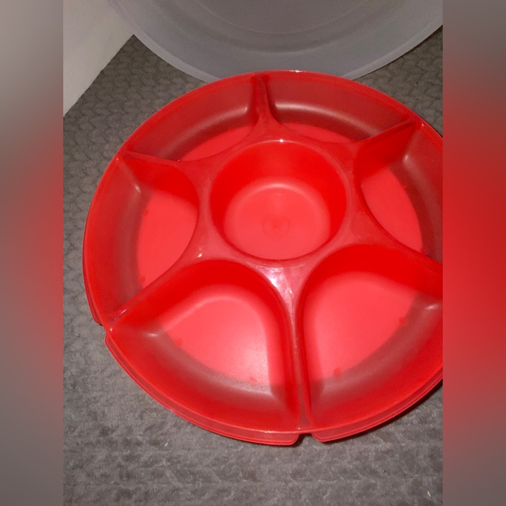 Red Tupperware Divided Server - Picture 2 of 7